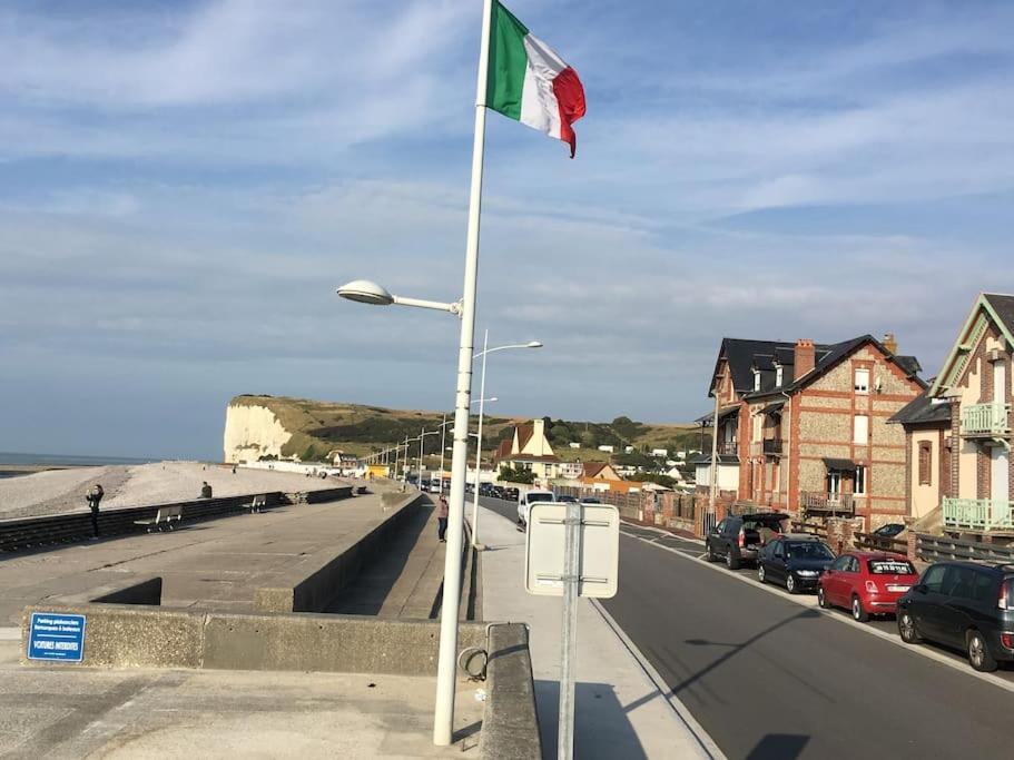 Les Mouettes, A Moins De 50 Metres De La Plage Leilighet Veulettes-sur-Mer Eksteriør bilde